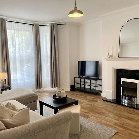 New Apartment In Town Centre Bournemouth Exterior foto